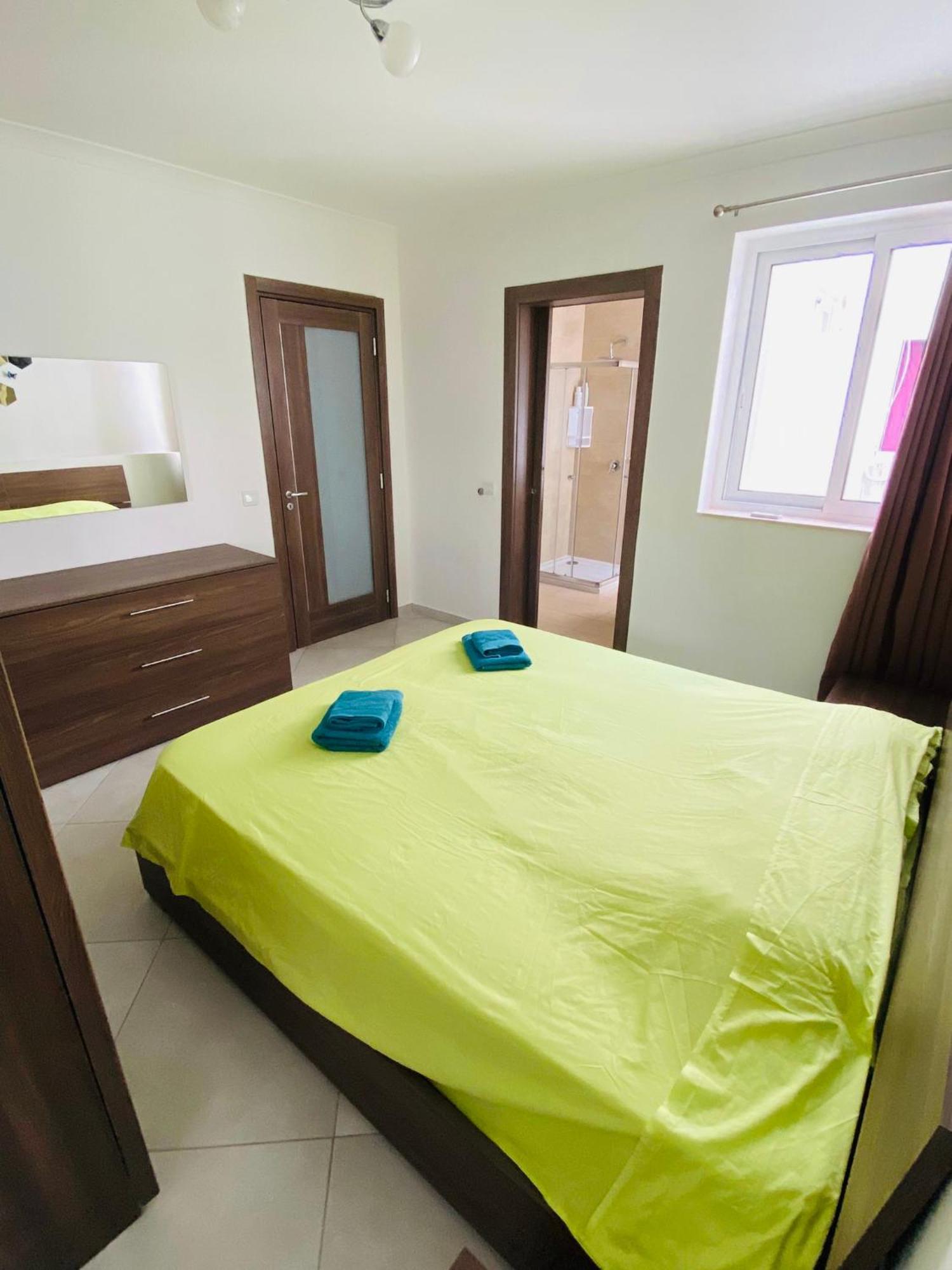 Apartment Mela 1